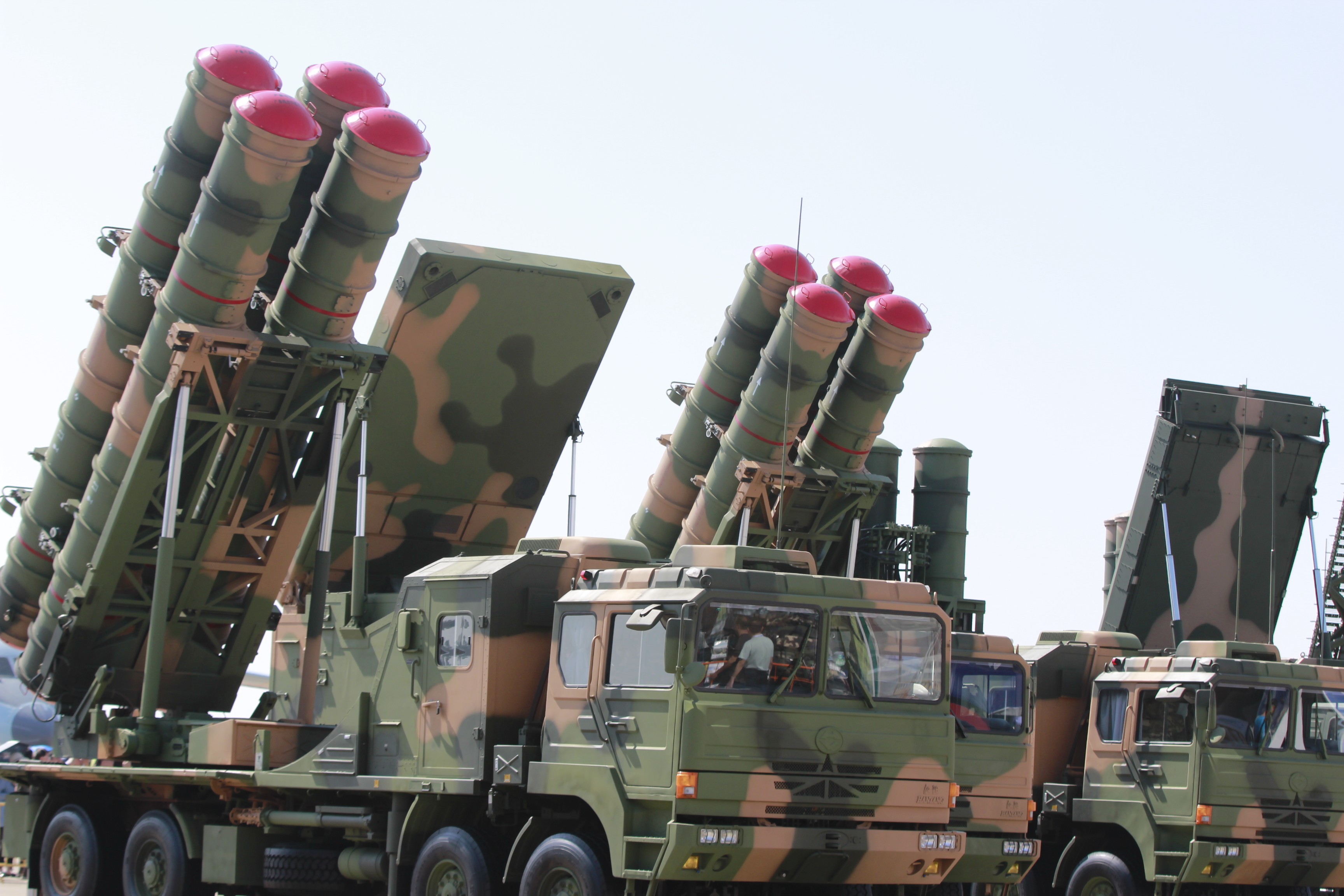 Vicorv High-Reliability Electronic Components Vicorv High-Reliability Electronic Components