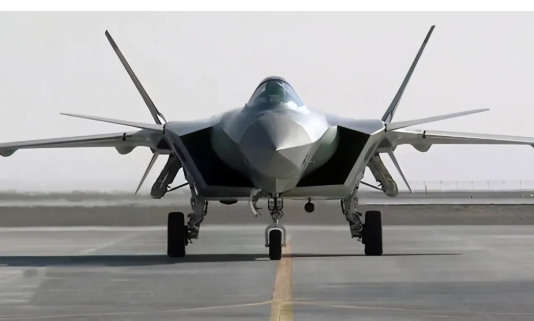 中国战斗机不断再创新 中国战斗机不断再创新