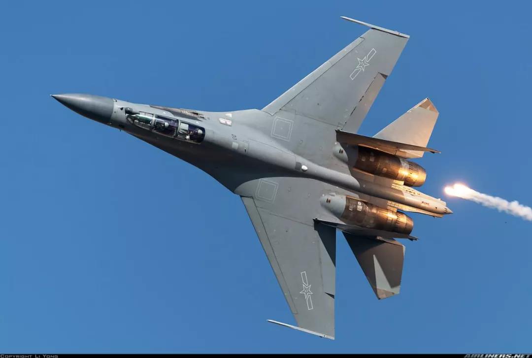 Vicorv High-Reliability Electronic Components Vicorv High-Reliability Electronic Components