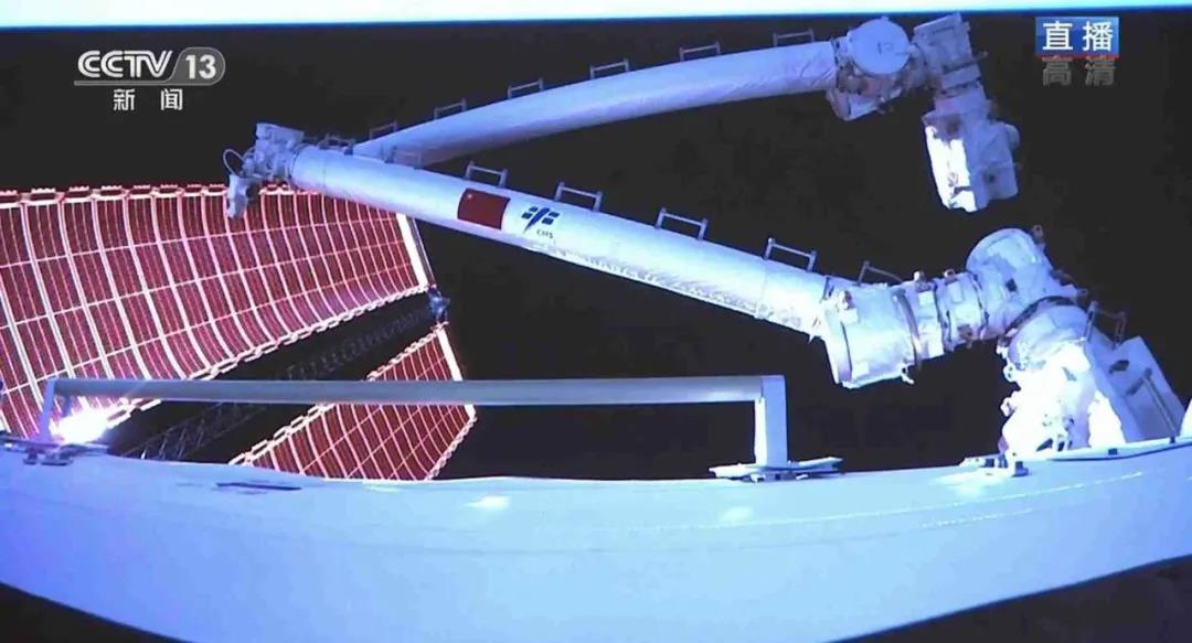 Vicorv High-Reliability Electronic Components Vicorv High-Reliability Electronic Components