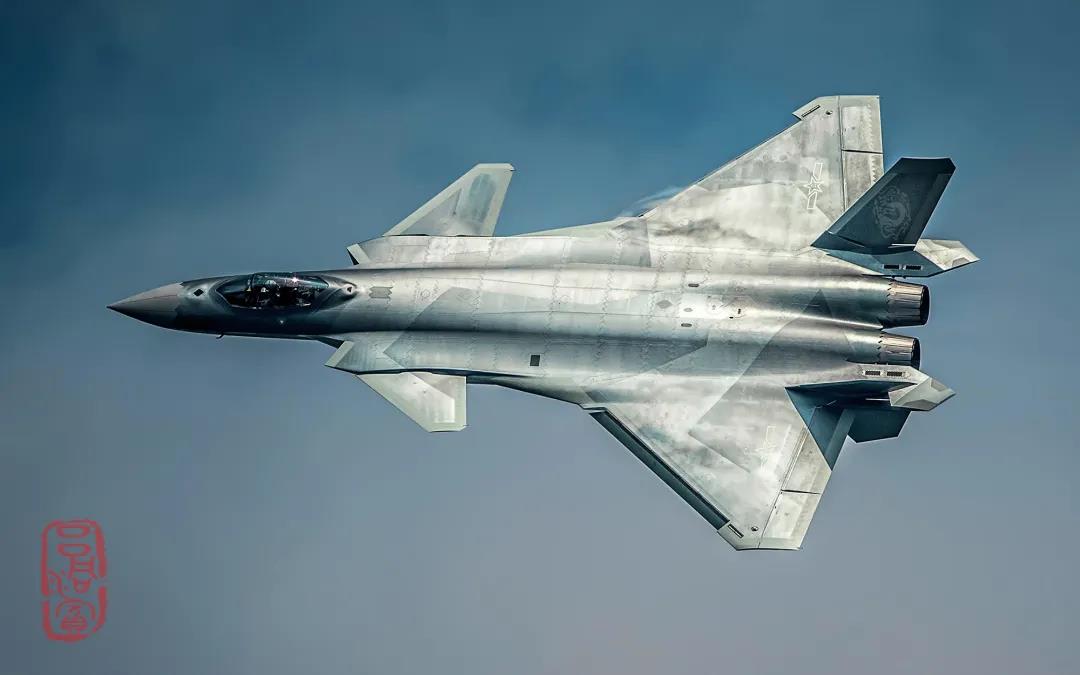 Vicorv High-Reliability Electronic Components Vicorv High-Reliability Electronic Components