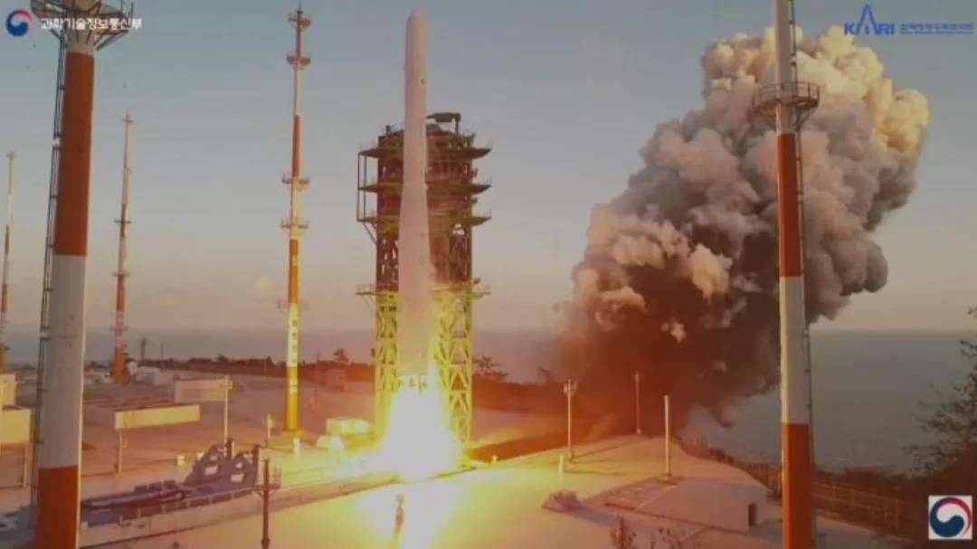 Vicorv High-Reliability Electronic Components Vicorv High-Reliability Electronic Components