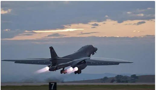 Vicorv High-Reliability Electronic Components Vicorv High-Reliability Electronic Components